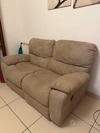Divano e due poltrone tutto con sedute relax manua
