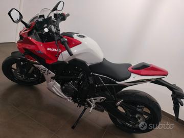Suzuki GSX-8R LEGEND EDITION - MAI USATA
