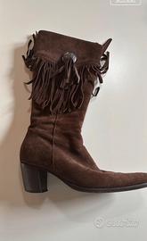 Stivali in camoscio con frange numero 37