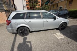 opel astra station wagon