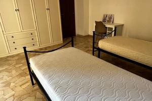 POSTO LETTO IN CAMERA DOPPIA SOLE DONNE