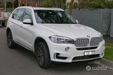 Parabrezza BMW X5 F15 da 2013 in poi
