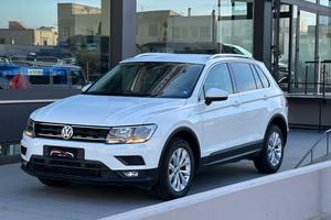 VOLKSWAGEN Tiguan 2.0 TDI DSG 4MOTION Style BMT