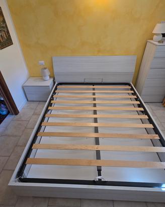 Letto comodini specchio Mondo Convenienza