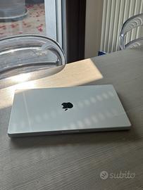 Macbook pro M1 PRO 16bg ram 16" 500gb