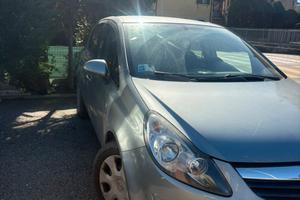 Opel corsa 1200 benzina