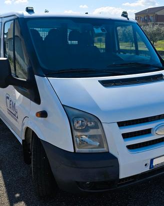 Ford Transit 7 posti ribaltabile 3 lati