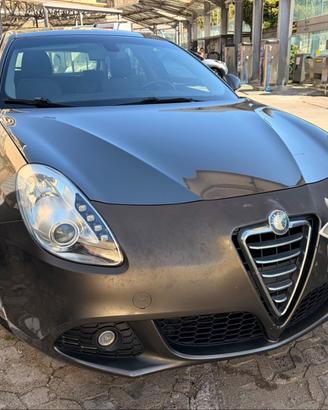 Alfa Romeo Giulietta 2.0 JTDm-2 140 CV Distinctive