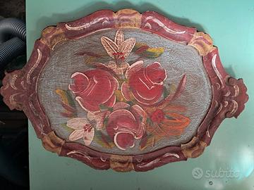 
vassoio in legno decorato a mano come da foto 