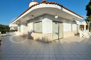 Villa o villino Racale [suda450VRG]