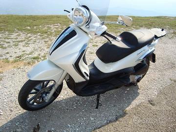 Scooter Piaggio Beverly 300