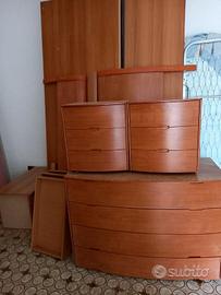 Mobili di buona qualità a prezzo stracciato.