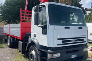 Iveco eurotech 180-27 con gru