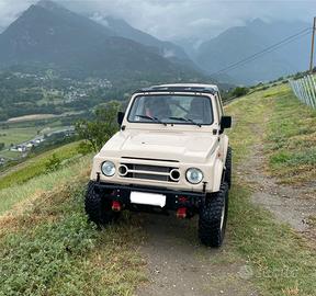 Suzuki Samurai