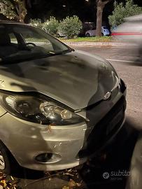 Ford  Fiesta 1400 GPL del 2010
