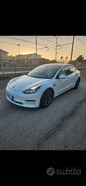 Tesla model 3 Long Range settembre 2021