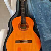 Chitarra YAMAHA C-40 + ASTUCCIO