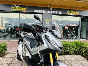 HONDA X-ADV 750 TUTTO INCLUSO ANCHE PASSAGGIO!