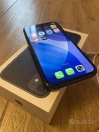 Apple iPhone 11 128Gb Nero + cuffie + cover + alim