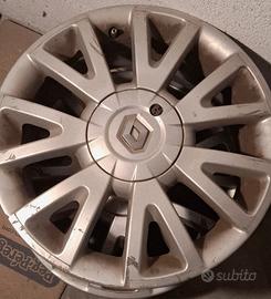 Cerchi in lega da 16" Renault