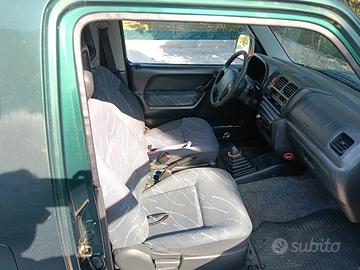 Suzuki jemmny 