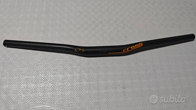 Manubrio MTB in carbonio Cross