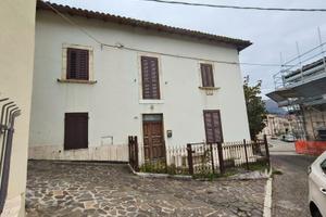 Villetta in borgo antico "PAGGESE"