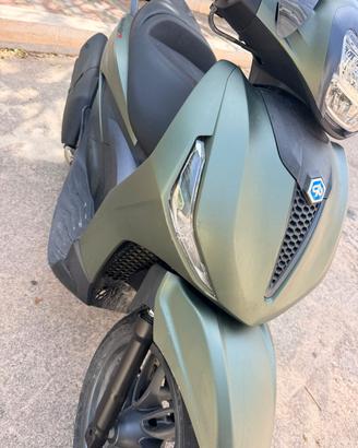 Beverly 400HPE 2022