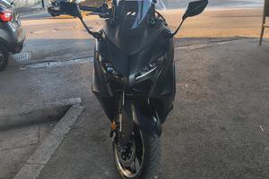 T-Max 25esimo anniversario