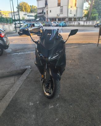 T-Max 25esimo anniversario