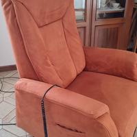 Poltrona elettrica in alcantara lavabile