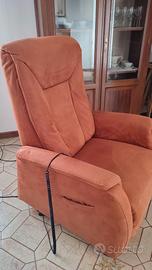 Poltrona elettrica in alcantara lavabile