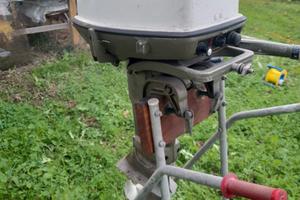 Motore fuoribordo 20 HP + motore Evinrude