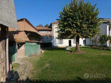 CASA SEMINDIPENDENTE A CASTELNUOVO BORMIDA
