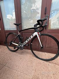 Bici da strada in carbonio Scott Foil 30