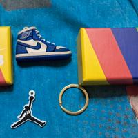 scarpetta da collezzione nike e logo jordan