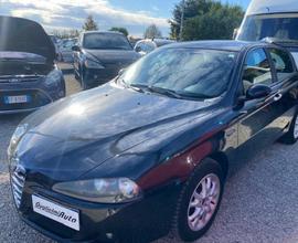 ALFA ROMEO 147 1.9 JTD (120) 5 porte Distinctive