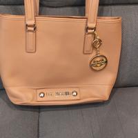 Borsa Love Moschino shopper nude con charme cuore 