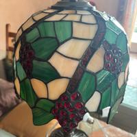 Lampada da tavolo stile Tiffany artigianale