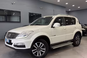 SsangYong Rexton W 2.0 Xdi 4WD automatica Top