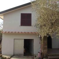 Casa indipendente con terreno noccioleto, pozzo, s