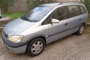 Opel Zafira 7 posti benzina