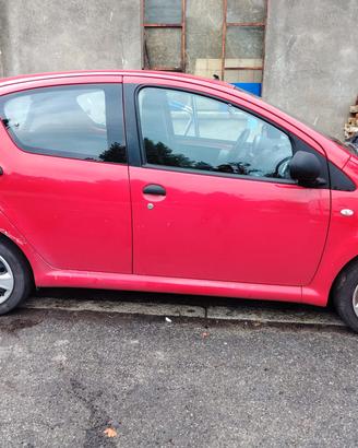 Toyota aygo 2006 pezzi di ricambio