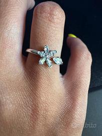 💍 Anello Pandora Herbarium Fiori  – Argento 925