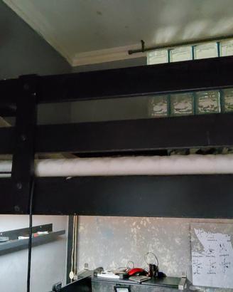 letto a soppalcato una piazza e mezza