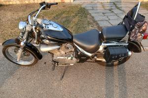 Suzuki VL Intruder 250 - 2000