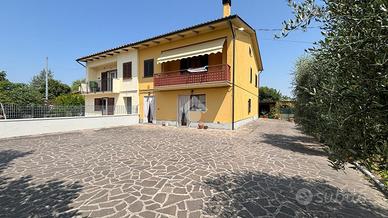 CASA SEMINDIPENDENTE A SAN MINIATO