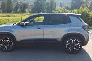  jeep avenger 9