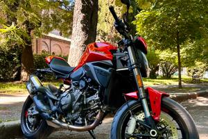 Ducati Monster+ 2026 – Pari al nuovo