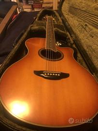 Chitarra elettro-acustica YAMAHA APX 7